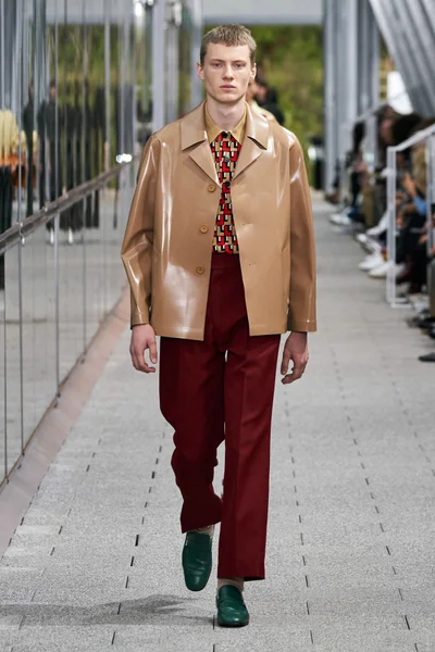 Look 6